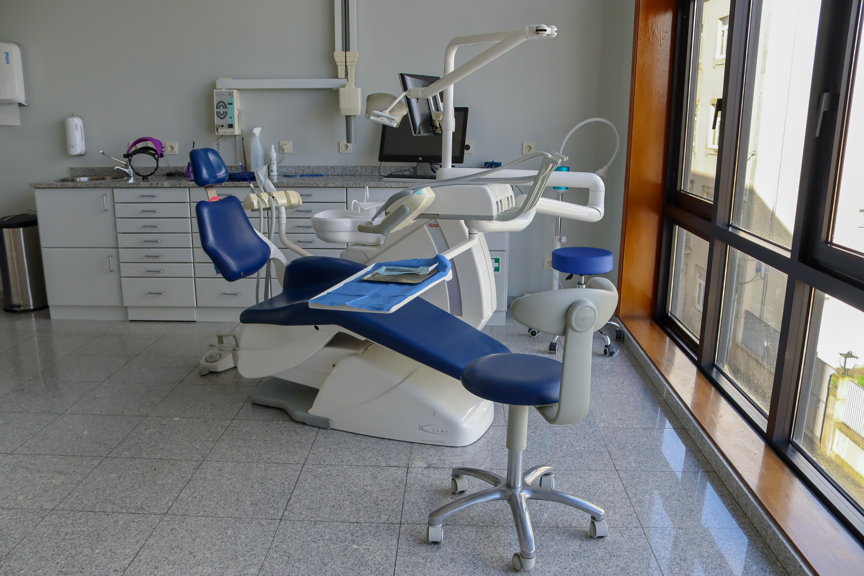 Equipamento de consultório dentário